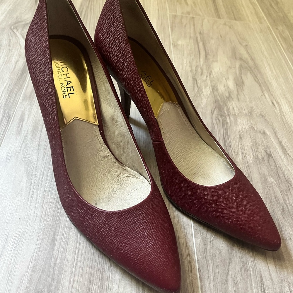 Michael Kors Red Heels Elegant Pointed-Toe Pumps